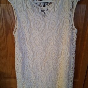 Elegant Cream Lace Sleeveless Top